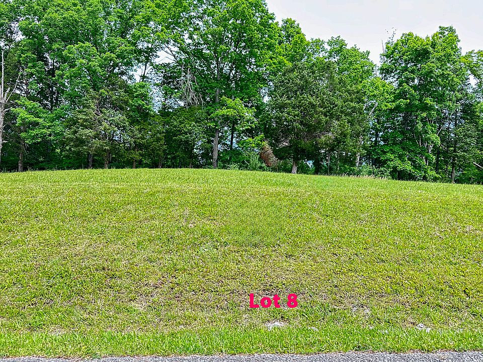 2nd image of 8 Cedar Pointe Dr