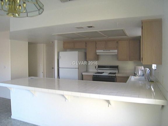 3rd image of 1428 Desert Hills Dr #000