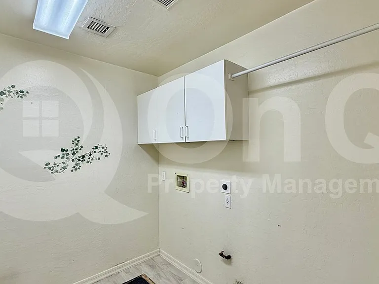 21708 N 70th Dr — Photo 26