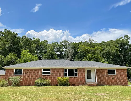 121 Orange Ave E Photo 1