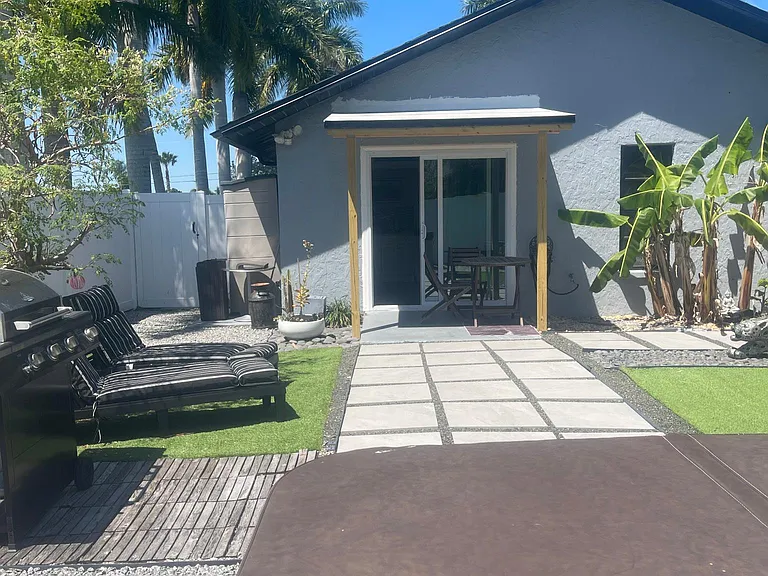 1809 Academy Blvd — Photo 2