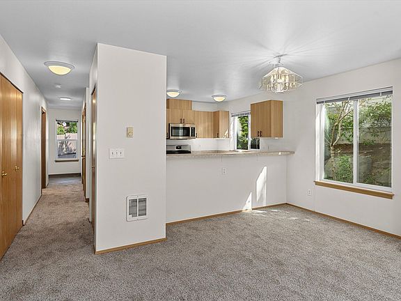 3rd image of 102-17726 12th Ave NE #102