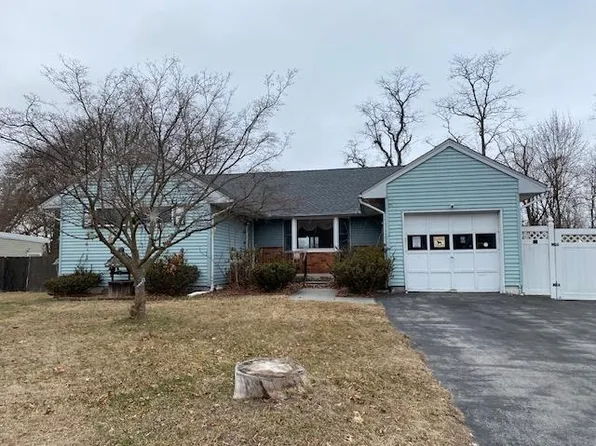 32 Honey Lane, Wappingers Falls, NY 12590