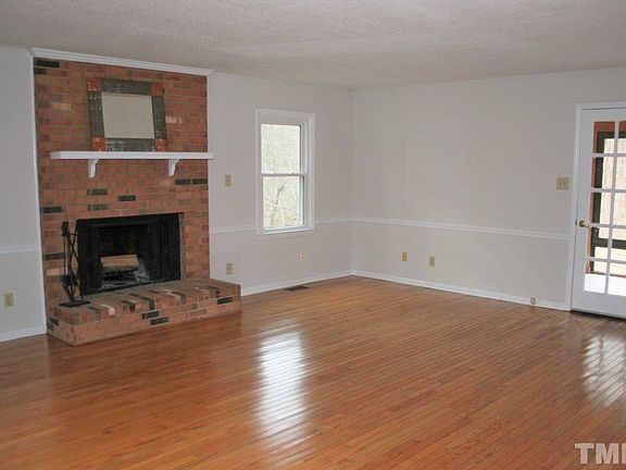 2nd image of 7704 Quail Hollow Dr