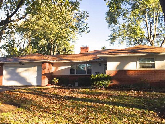 2nd image of 938 Thomas Ln