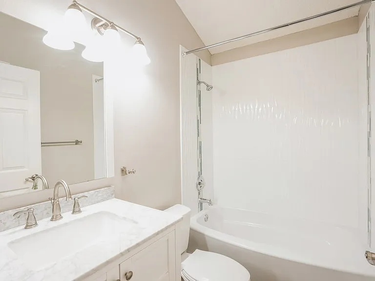 2308 Kenwick Dr — Photo 13