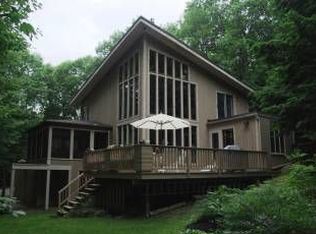 18 Mill Ridge Rd, Cumberland, ME 04021