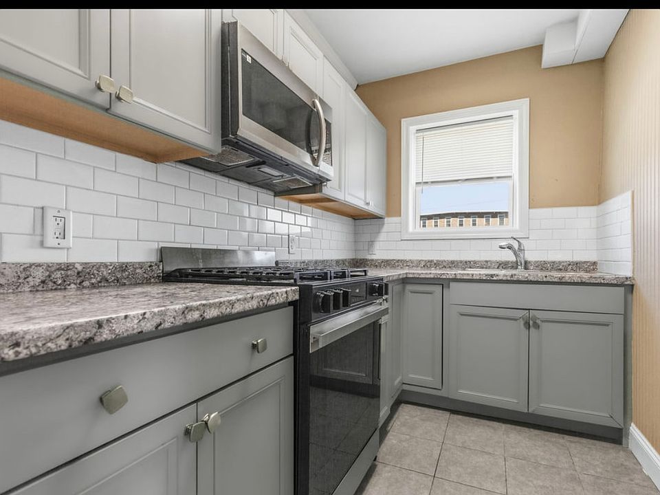1st image of 1690 N Main St #3