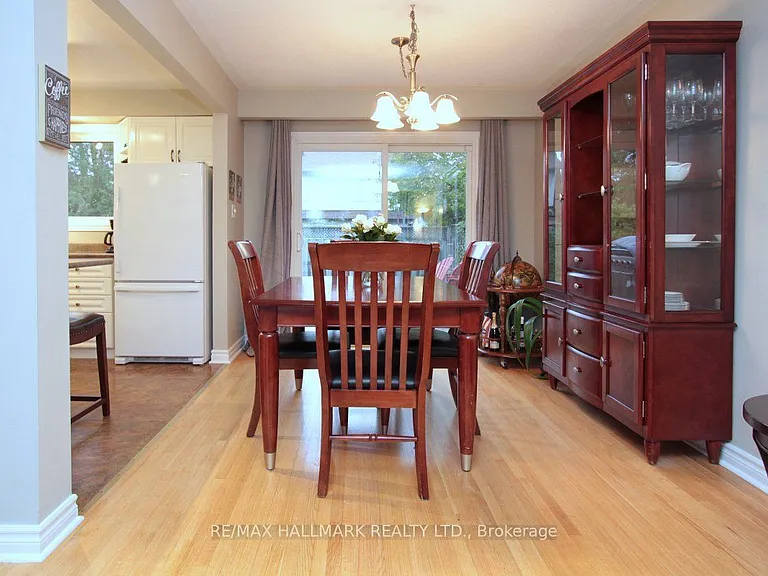 42 Abbey Rd #MAIN FLOOR — Photo 9