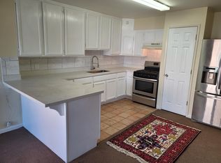 1096 66th St APT B, Emeryville, CA