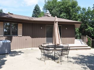 615 5th St NW, Oronoco, MN 55960