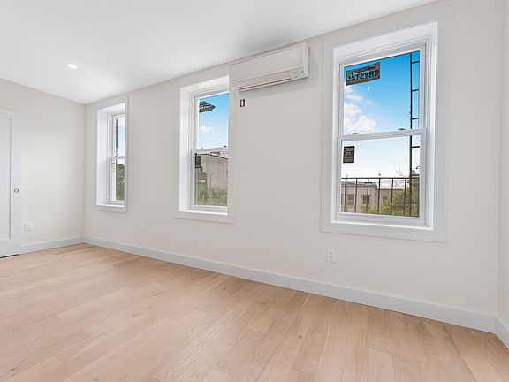 5th image of 291 Kingsland Ave #2