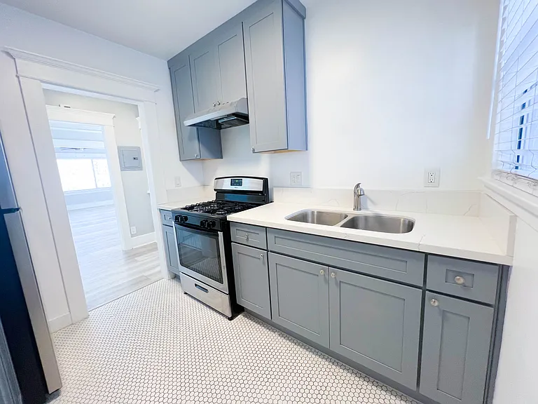 1026 E Broadway #1038 — Photo 10