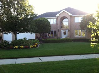18307 Hummingbird Dr, Tinley Park, IL 60487