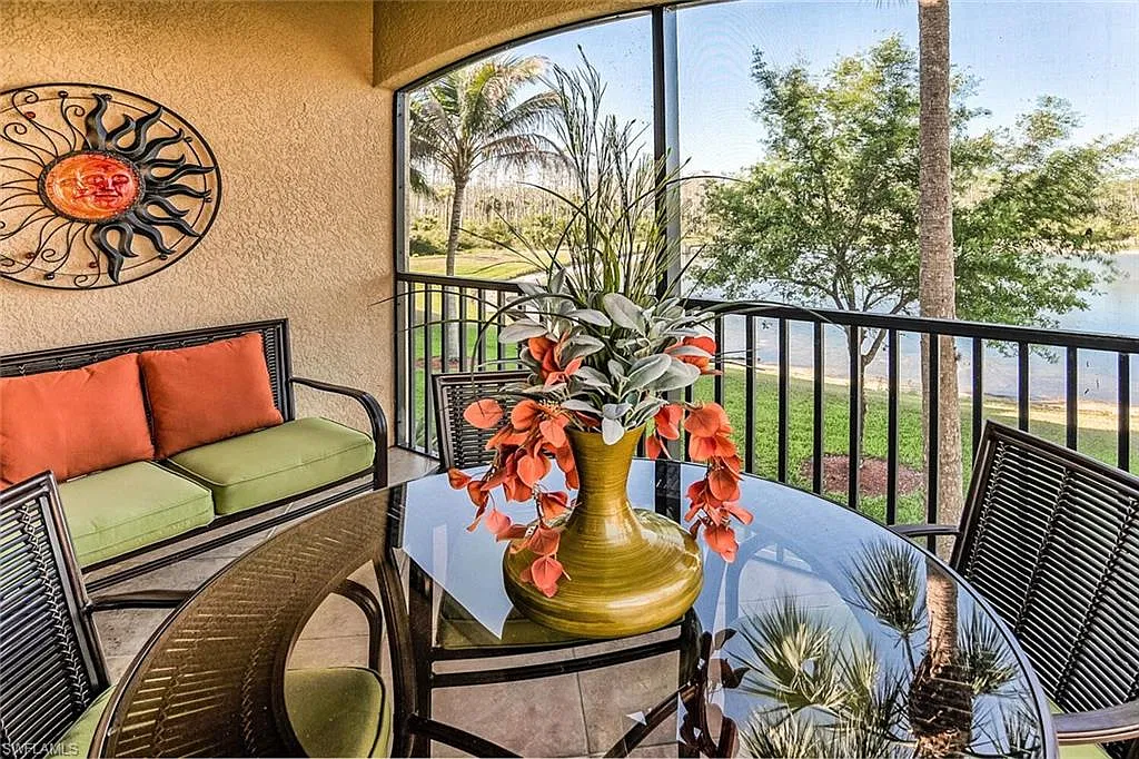 2 bed, 2.0 bath, 1408 sqft, $8,000 — Photo 1