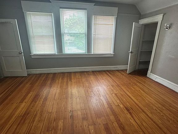 2nd image of 2710 Indiana Ave