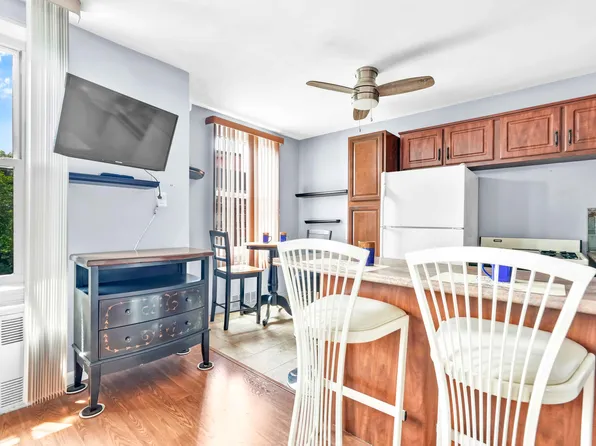 68-15 Selfridge Street image 16 of 24