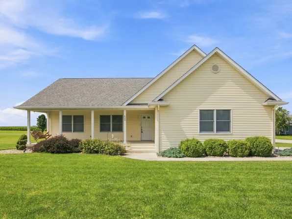 642 N Park St, Remington, IN 47977