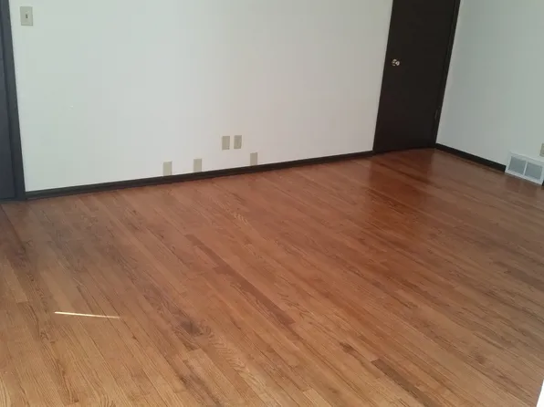 Westwood Apartments, N88W15115 Cleveland Ave #33-3, Menomonee Falls, WI 53051