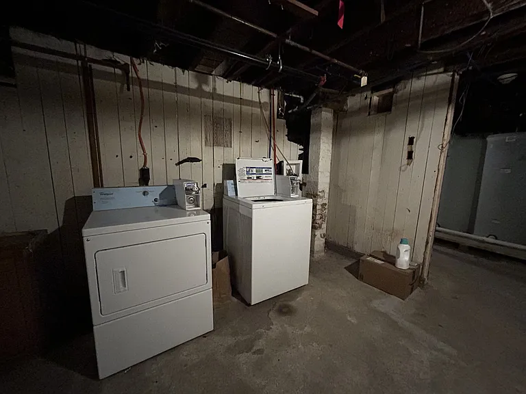 36 Roxbury St #1 — Photo 17