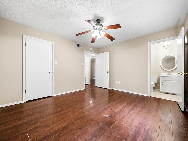 111 Jordan St — Photo 16