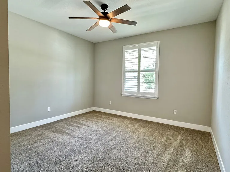 135 Timberwood Dr — Photo 21