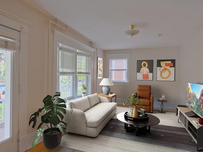 1124 N Emerson St — Photo 2