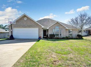 1808 Edgewater Trl, Whitehouse, TX 75791