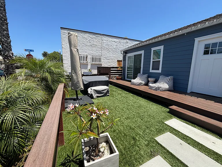 971 Diamond St — Photo 6