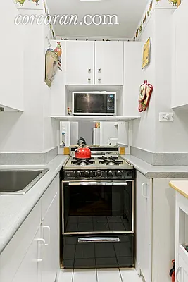 Rented by Corcoran | media 42