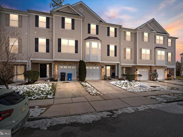 159 Acorn Dr, Mount Royal, NJ 08061