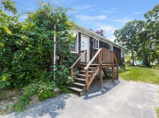 20 Marian Ave, Narragansett, RI 02882