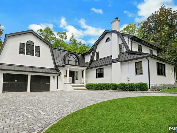 111 Hudson Avenue, Tenafly, NJ 07670