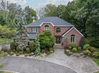 7 Evergreen Ct, Towaco, NJ
