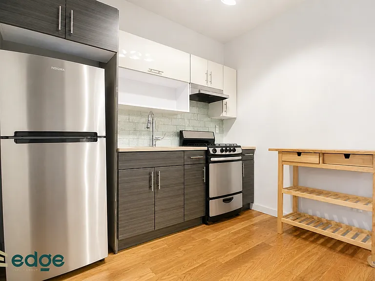 283 Nostrand Ave #4 — Photo 2