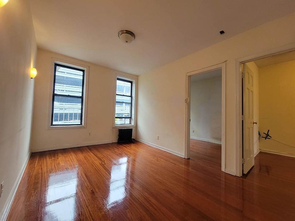 1st image of 26 E 105th St #3T