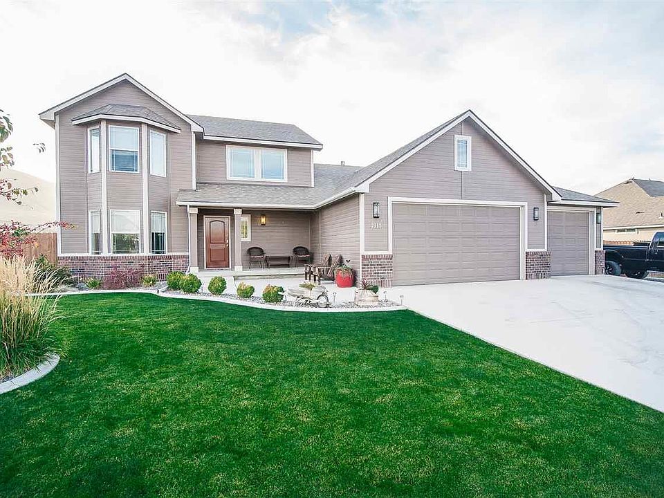 1st image of 3913 Hazelwood Dr