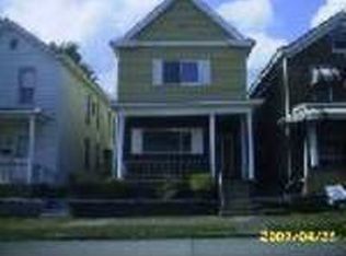 909 Broadway St, Martins Ferry, OH 43935
