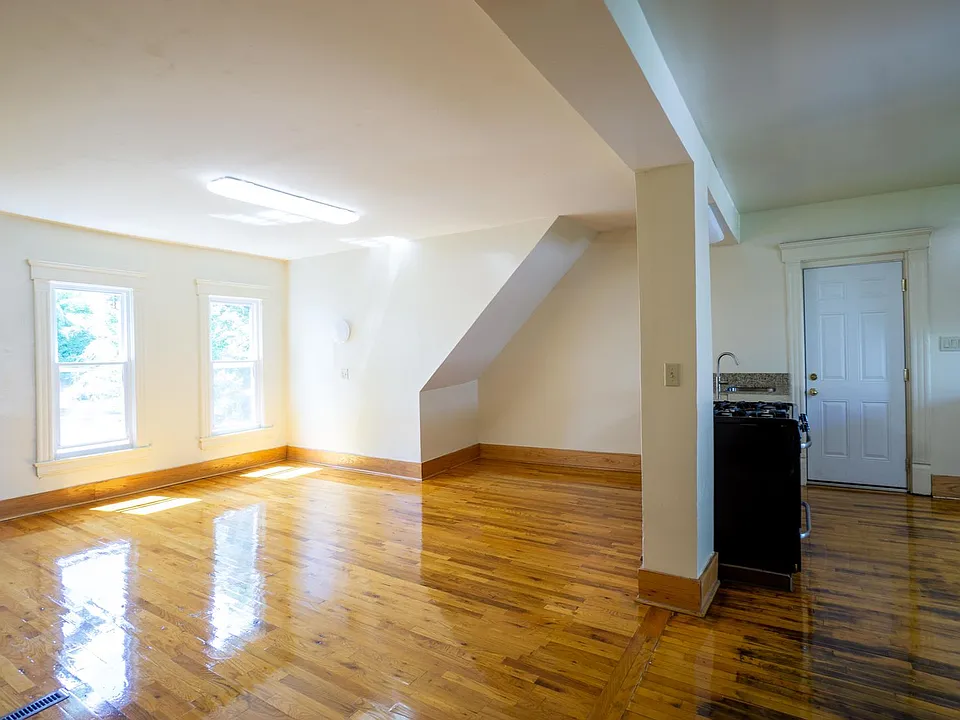 430 Westcott St #3