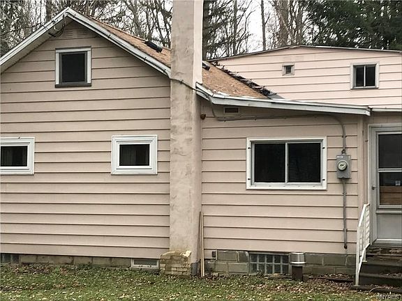 4th image of 427 E Sterling Ave