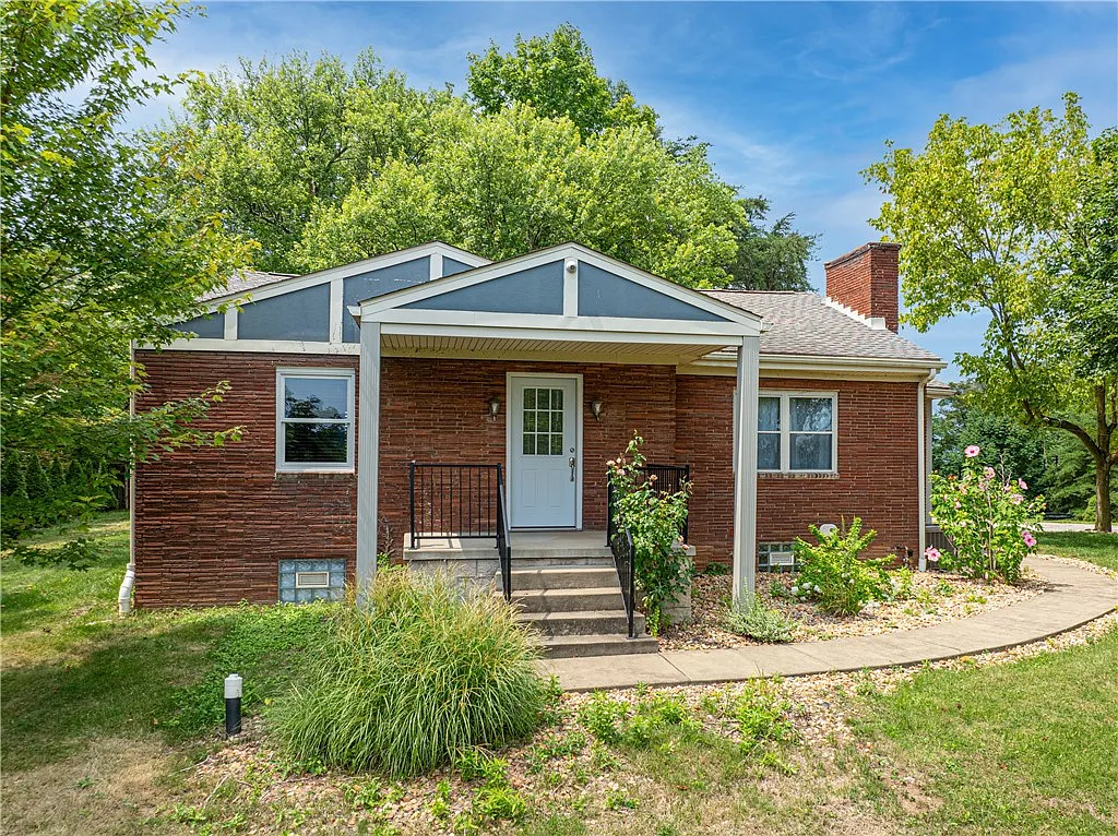3219 Brodhead Rd photo 1