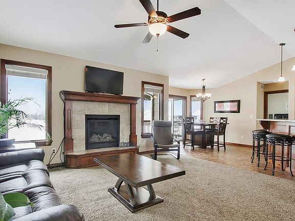 4th image of 12412 E Cherry Creek St