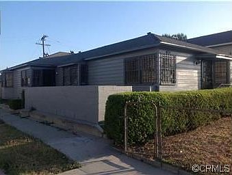 2nd image of 402 W 108th St
