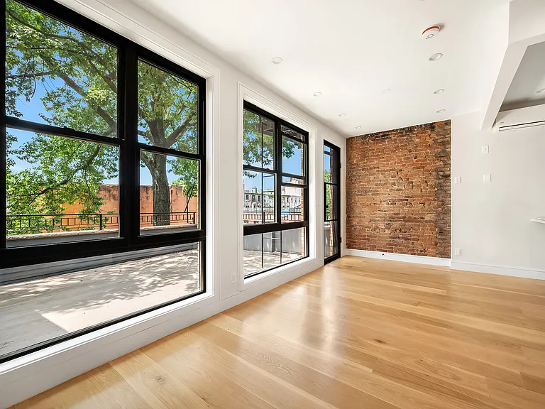 256 Dean St #3 — Photo 2