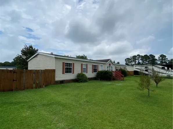 133 Cold Camp Rd, Parkton, NC 28371