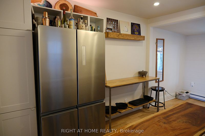 Toronto Townhouse for rent - 2 Bedrooms — photo 11
