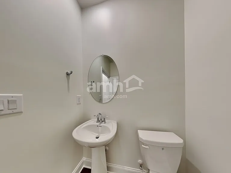 577 Summit View Ln — Photo 9
