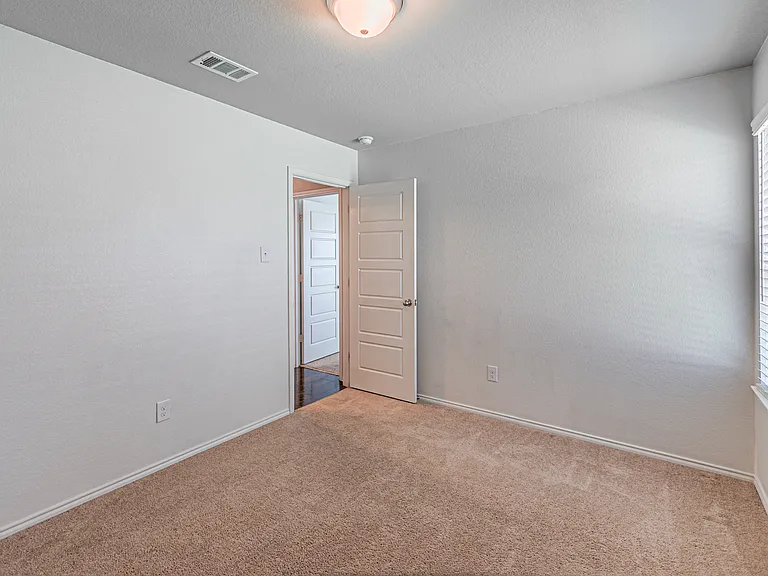 2553 Hadley St — Photo 20