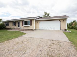 10105 County Road 17 S, Horace, ND