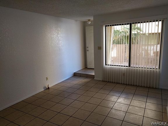4th image of 3647 Wendell Ave
